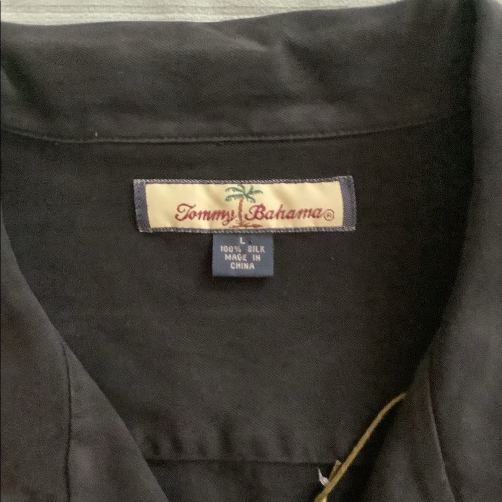 Tommy Bahama Size Large Solid Black Dry Cleaned